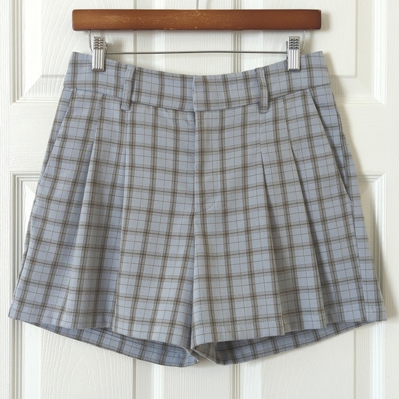 Urban Outfitters Kennedy Preppy Plaid Pleated High Waisted Menswear Shorts M - Picture 1 of 12